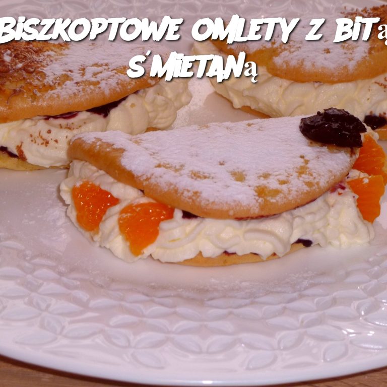 Biszkoptowe omlety z bitą śmietaną