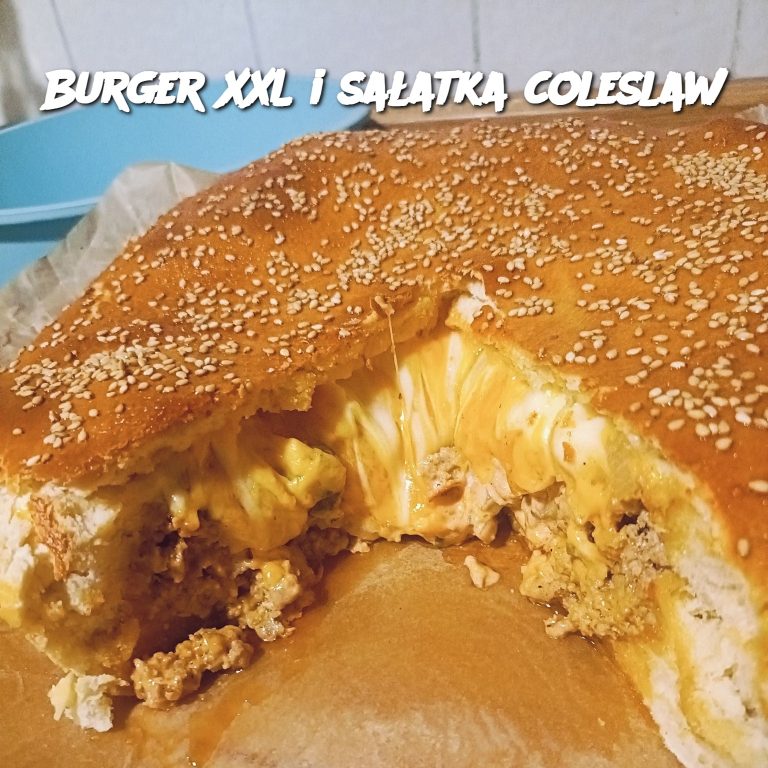 Burger XXL i sałatka coleslaw