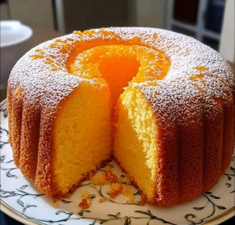 Łatwe puszyste ciasto pomarańczowe
