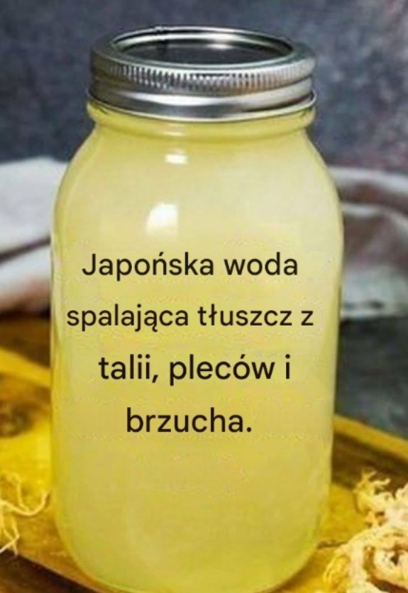 Japoński Eliksir Smukłości: Woda, Która Działa Ciszej Niż Siłownia